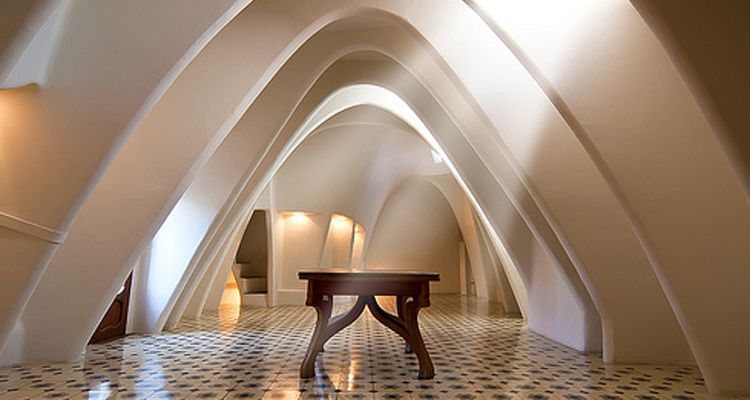 attic casa battlo modernism